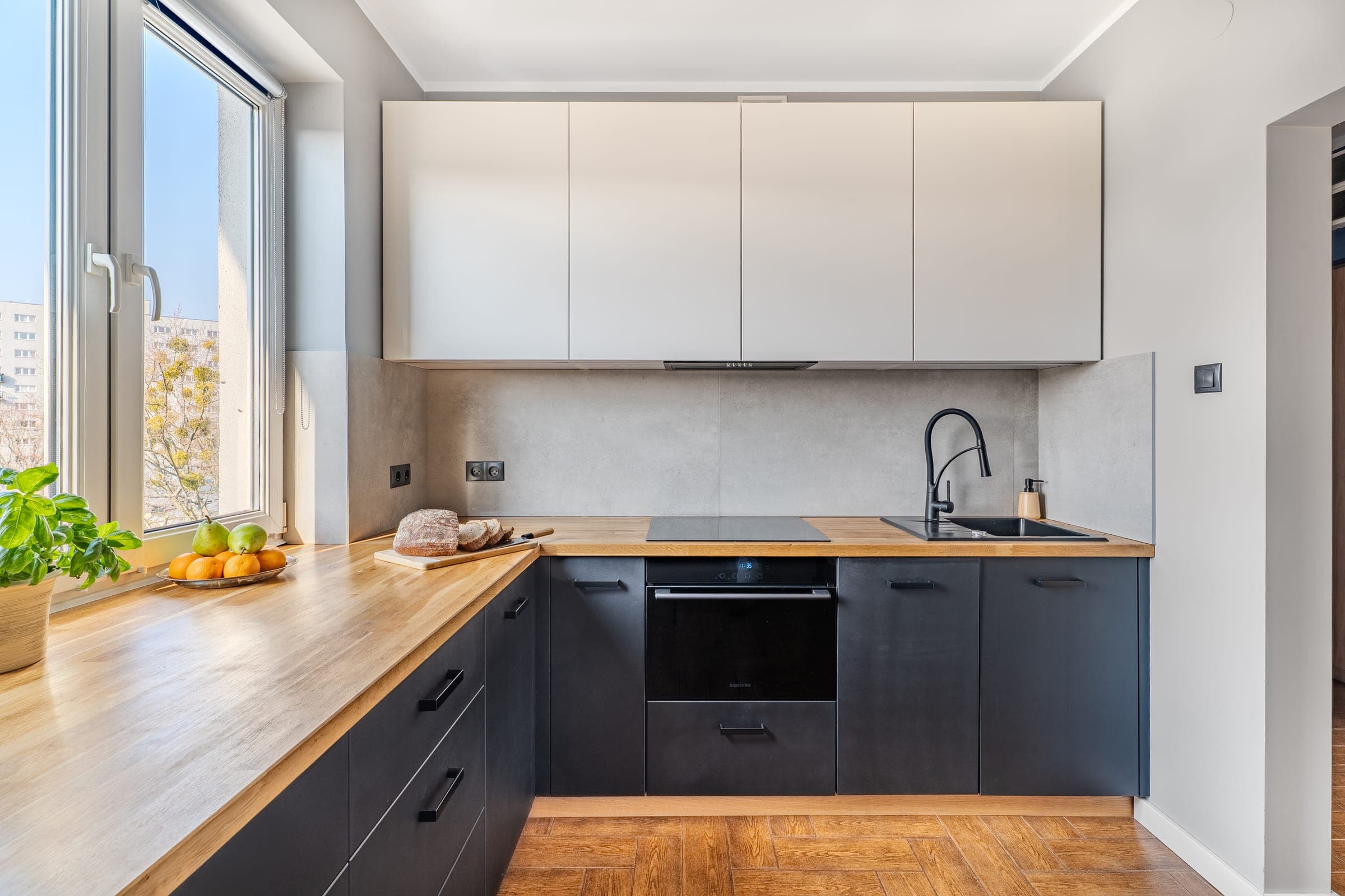 2 oddzielne pokoje| 52 m2| balkon| 4 ostatnie piętro| metro Wawrzyszew w 6 min — zdjęcie 1